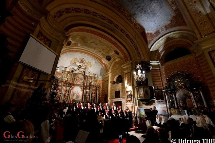 Održan koncert korizmenih pjesama Sinac pod križem